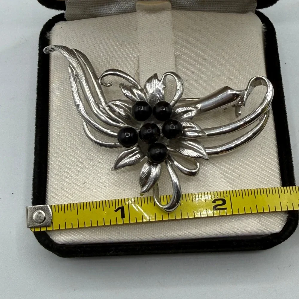 Vintage Hawaiian Silver Plated Black Coral Floral Brooch Pin Tropical Leaf - Picture 3 of 10